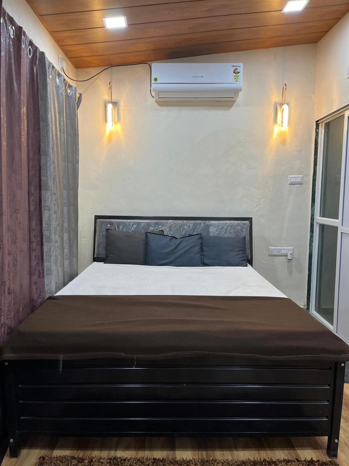 Govind Villa - 3Bhk Penthouse Suite With Pool Splash ロナバラ エクステリア 写真