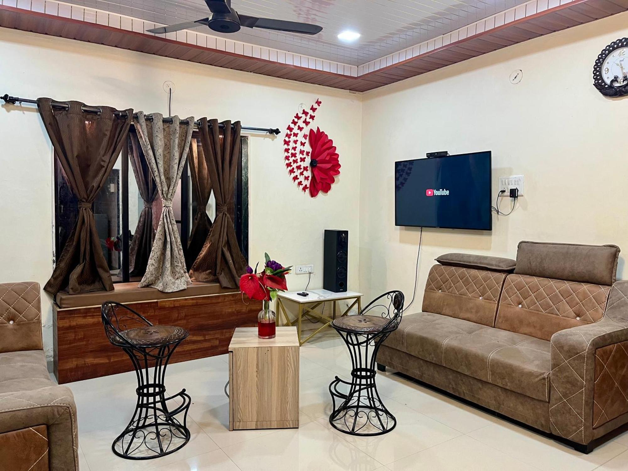 Govind Villa - 3Bhk Penthouse Suite With Pool Splash ロナバラ エクステリア 写真